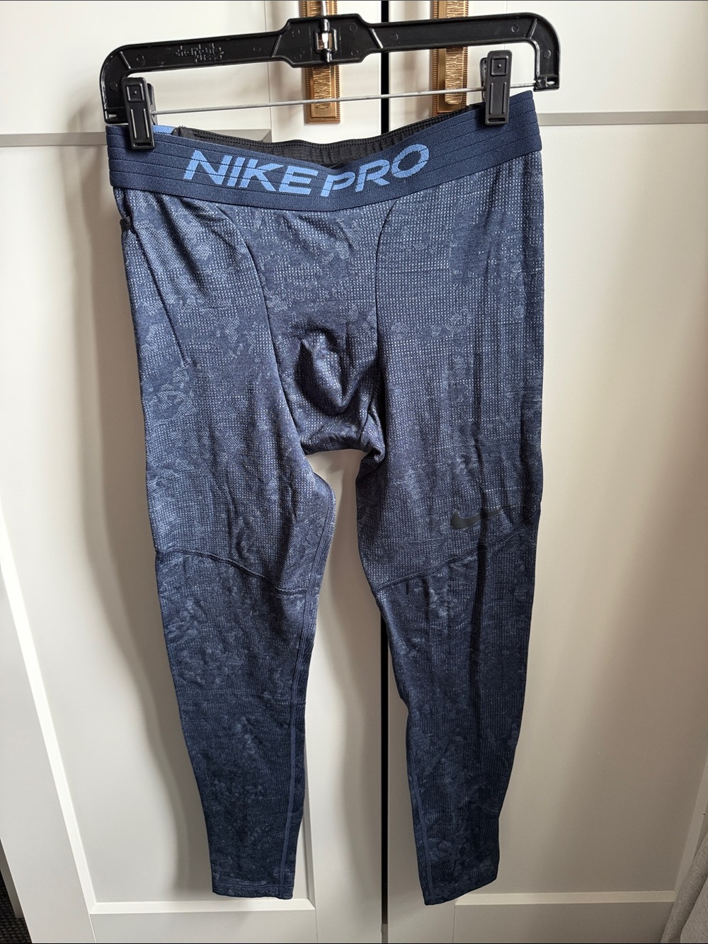 Nike Pro Compression Base Layer Tights in Navy Blue Large